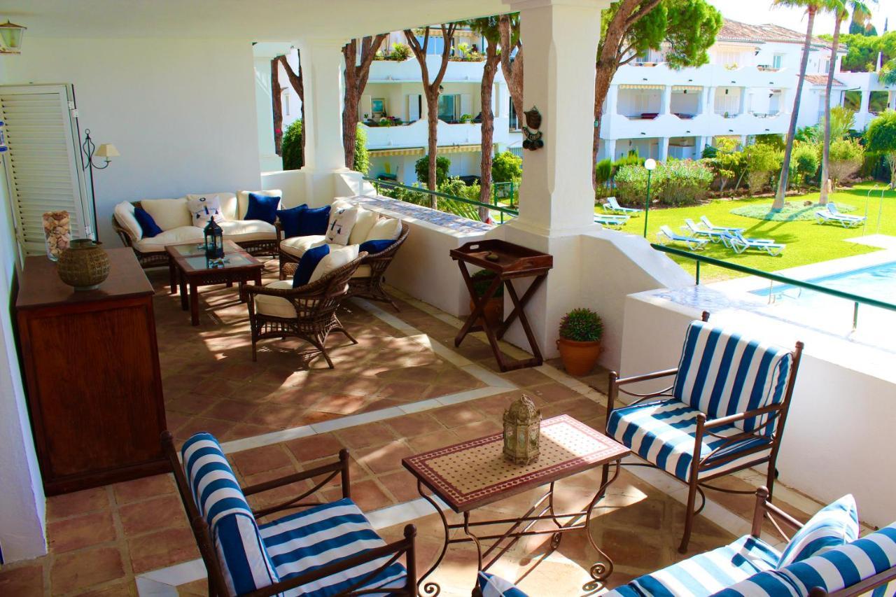 Apartment In El Presidente Beach Side New Golden Mile Эстепона Экстерьер фото