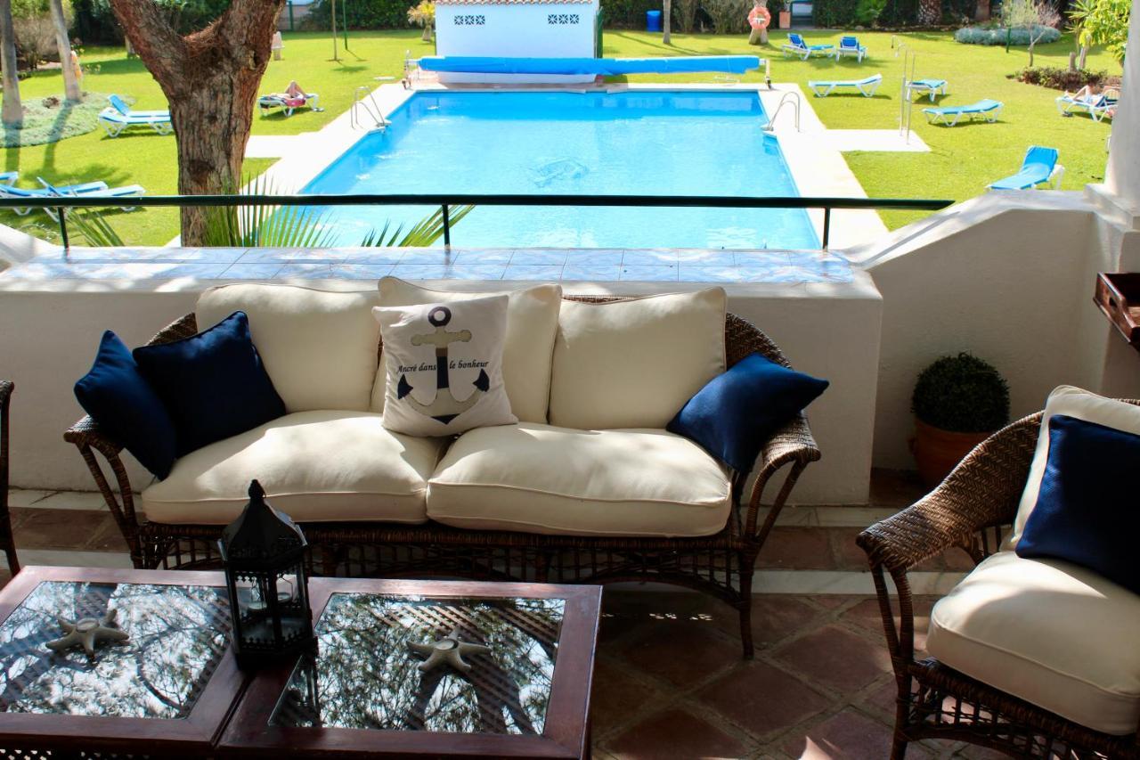 Apartment In El Presidente Beach Side New Golden Mile Эстепона Экстерьер фото
