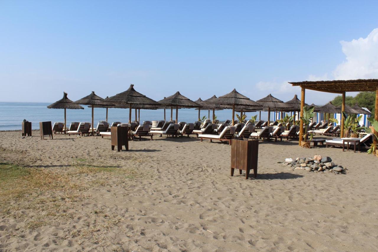 Apartment In El Presidente Beach Side New Golden Mile Эстепона Экстерьер фото