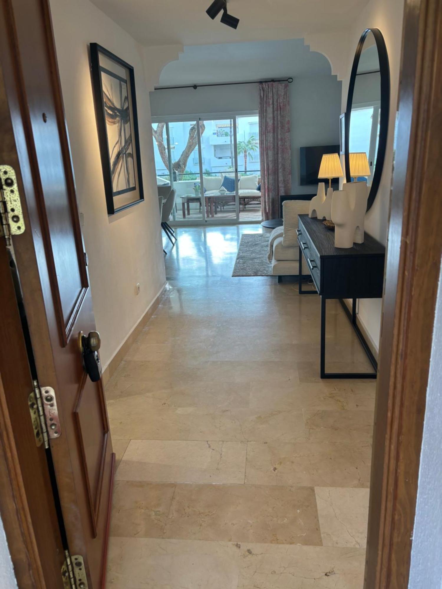 Apartment In El Presidente Beach Side New Golden Mile Эстепона Экстерьер фото