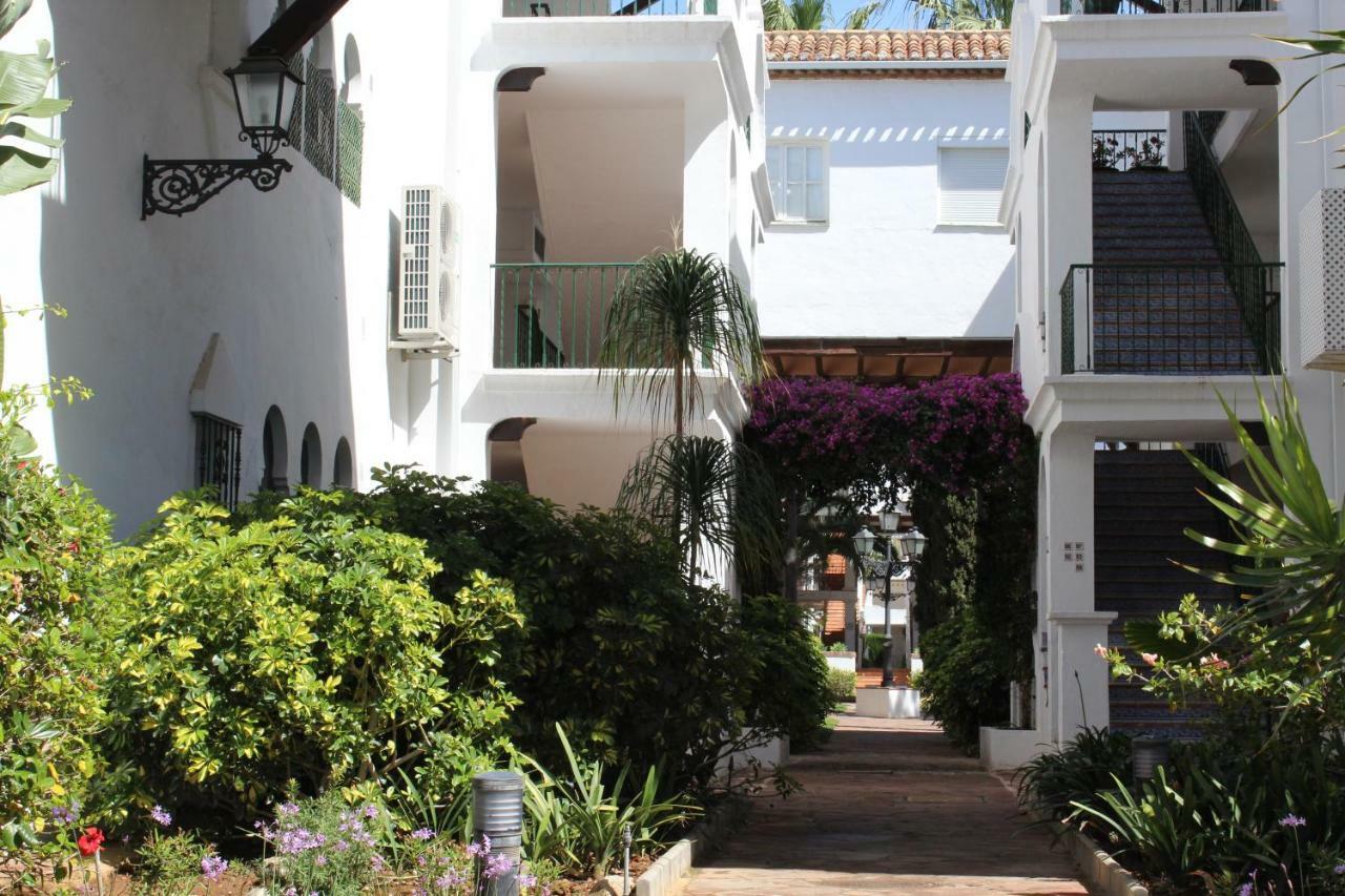 Apartment In El Presidente Beach Side New Golden Mile Эстепона Экстерьер фото